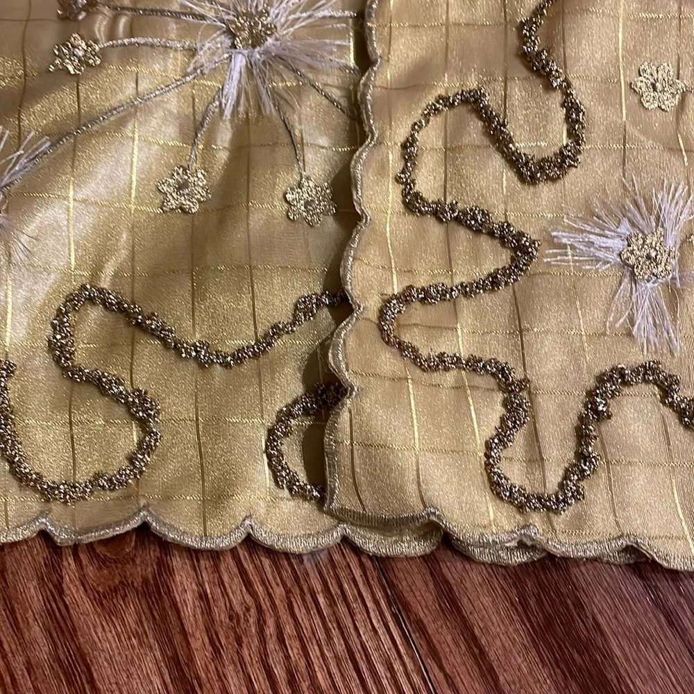 Golden shimmer decor pillow cases jackets zippered  set of 2 textured set of 2